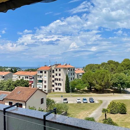 Apartments Lori Porec Esterno foto